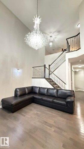 1076 Armitage Crescent, Edmonton, AB - Indoor