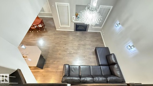 1076 Armitage Crescent, Edmonton, AB - Indoor