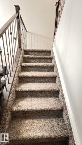 1076 Armitage Crescent, Edmonton, AB - Indoor Photo Showing Other Room