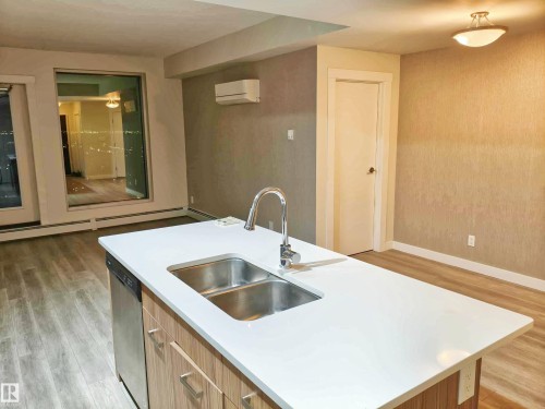 2505 10410 102 Ave, Edmonton, AB - Indoor Photo Showing Kitchen With Double Sink