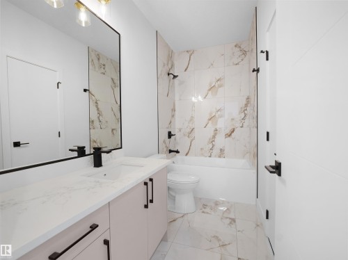 203 Crystal Creek Dr, Leduc, AB - Indoor Photo Showing Bathroom