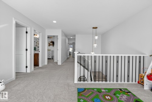 9219 183 Avenue, Edmonton, AB - Indoor Photo Showing Other Room