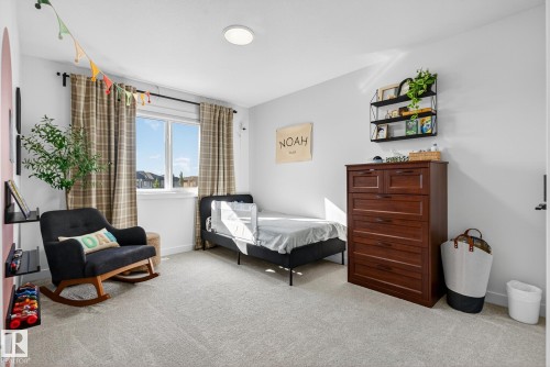 9219 183 Avenue, Edmonton, AB - Indoor Photo Showing Bedroom