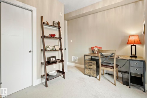 109 11080 Ellerslie Road, Edmonton, AB - Indoor