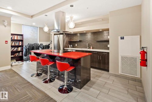 109 11080 Ellerslie Road, Edmonton, AB - Indoor Photo Showing Kitchen With Upgraded Kitchen