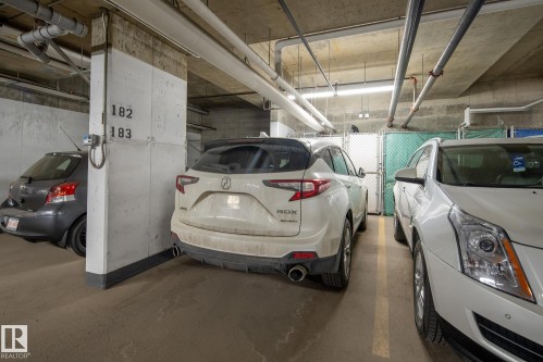 109 11080 Ellerslie Road, Edmonton, AB - Indoor Photo Showing Garage