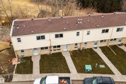 47 Royal Road, Edmonton, AB - Outdoor