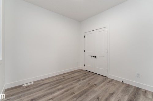 73 Landing Trails Drive, Gibbons, AB - Indoor Photo Showing Other Room