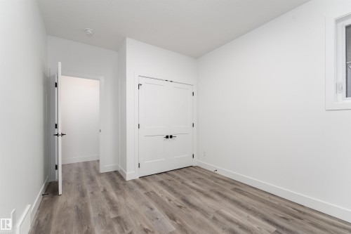 73 Landing Trails Drive, Gibbons, AB - Indoor Photo Showing Other Room