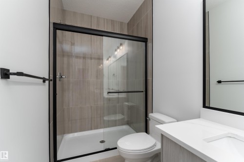 73 Landing Trails Drive, Gibbons, AB - Indoor Photo Showing Bathroom