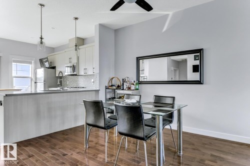 2 723 172 Street, Edmonton, AB - Indoor