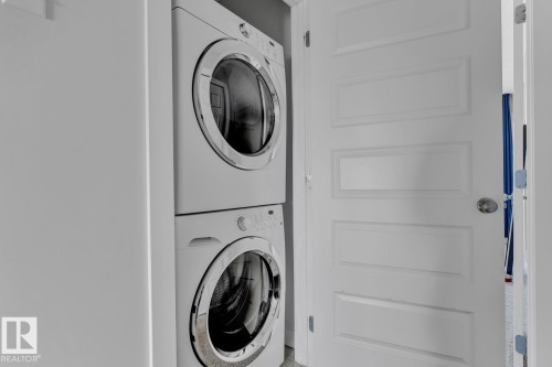 2 723 172 Street, Edmonton, AB - Indoor Photo Showing Laundry Room