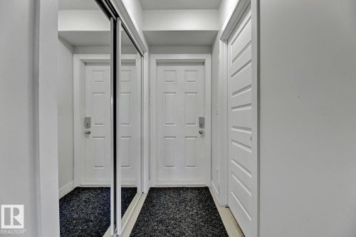 2 723 172 Street, Edmonton, AB - Indoor Photo Showing Other Room