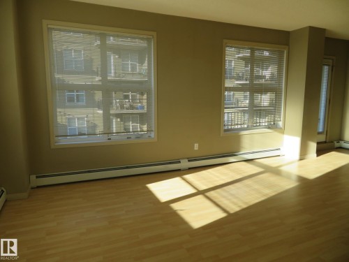 2-417 4245 139 Avenue, Edmonton, AB - Indoor Photo Showing Other Room