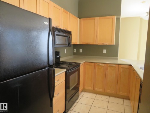 2-417 4245 139 Avenue, Edmonton, AB - Indoor Photo Showing Kitchen