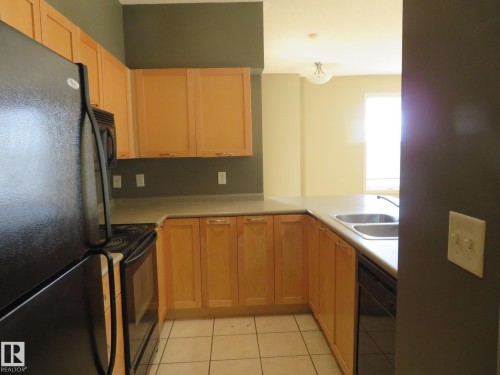 2-417 4245 139 Avenue, Edmonton, AB - Indoor Photo Showing Kitchen With Double Sink