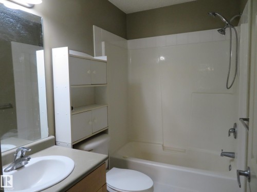 2-417 4245 139 Avenue, Edmonton, AB - Indoor Photo Showing Bathroom