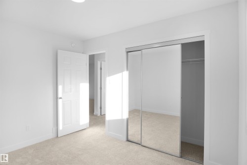 909 19 Avenue, Edmonton, AB - Indoor