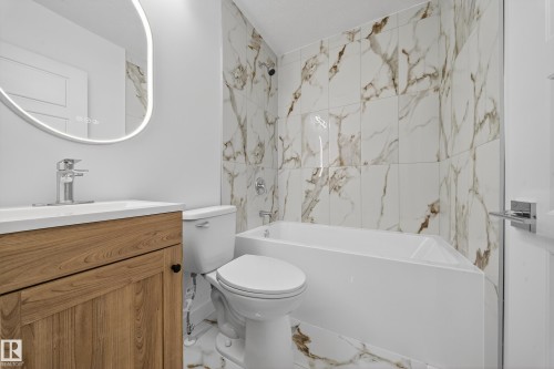 12919 113A St, Edmonton, AB - Indoor Photo Showing Bathroom