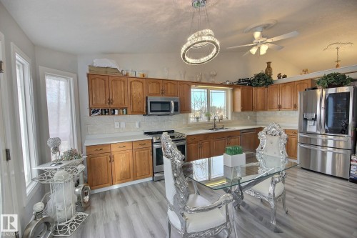 10735 Beaumaris Road, Edmonton, AB - Indoor Photo Showing Kitchen With Double Sink