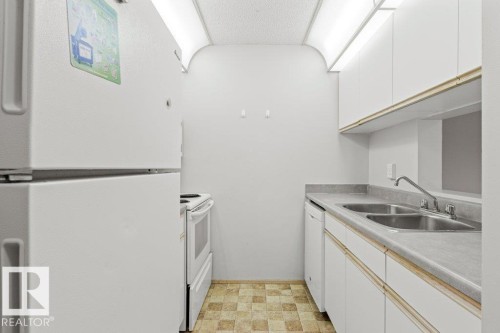 309 11218 80 Street, Edmonton, AB - Indoor