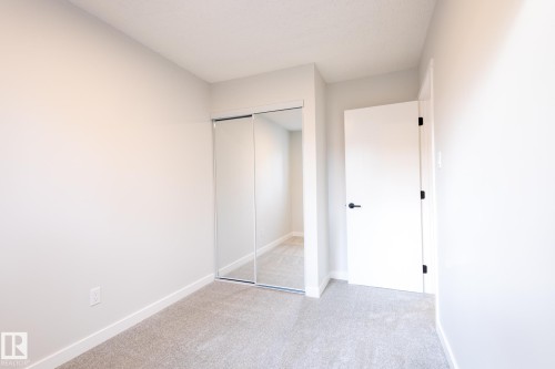 5446 144B Avenue, Edmonton, AB - Indoor Photo Showing Other Room