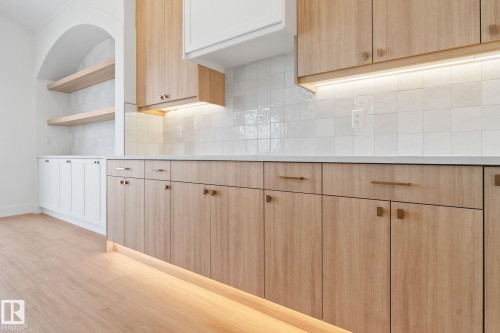 20908 128 Avenue, Edmonton, AB - Indoor Photo Showing Kitchen