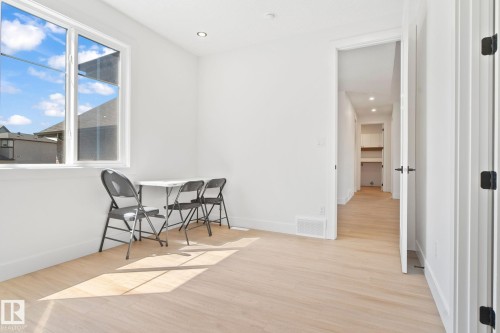 20908 128 Avenue, Edmonton, AB - Indoor Photo Showing Other Room