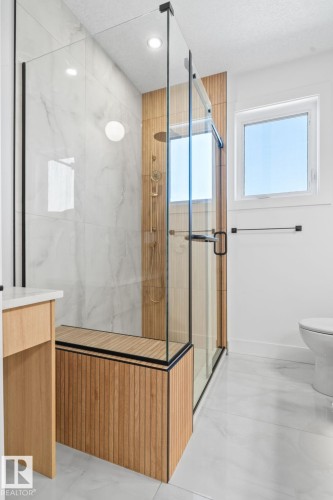 20908 128 Avenue, Edmonton, AB - Indoor Photo Showing Bathroom