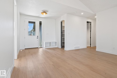 20908 128 Avenue, Edmonton, AB - Indoor Photo Showing Other Room