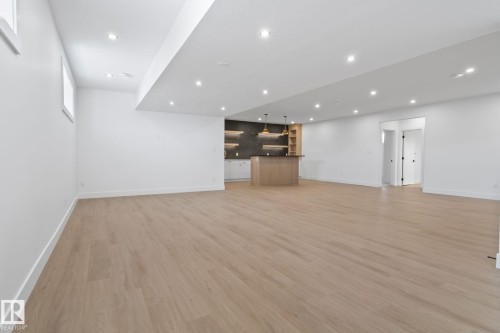 20908 128 Avenue, Edmonton, AB - Indoor Photo Showing Other Room