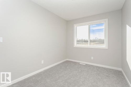 4303 Kinglet Drive, Edmonton, AB - Indoor Photo Showing Other Room