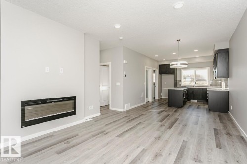 4303 Kinglet Drive, Edmonton, AB - Indoor