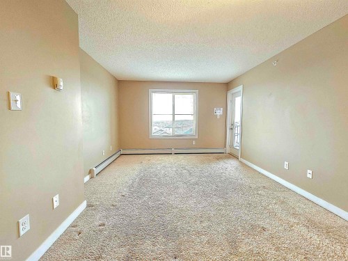 406 1080 Mcconachie Boulevard, Edmonton, AB - Indoor Photo Showing Other Room