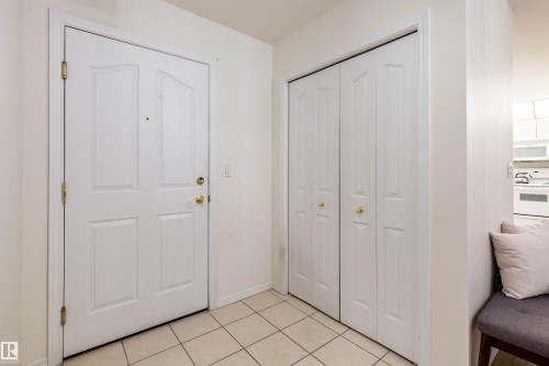 120 6703 172 Street, Edmonton, AB - Indoor Photo Showing Other Room