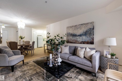 120 6703 172 Street, Edmonton, AB - Indoor Photo Showing Living Room