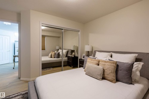 120 6703 172 Street, Edmonton, AB - Indoor Photo Showing Bedroom