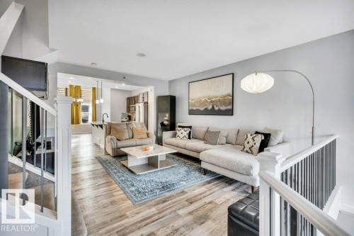 2821 Anton Wynd, Edmonton, AB - Indoor Photo Showing Living Room