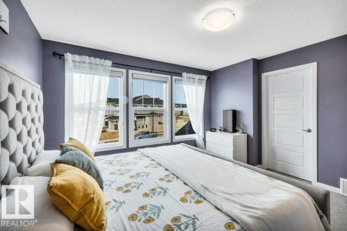 2821 Anton Wynd, Edmonton, AB - Indoor Photo Showing Bedroom