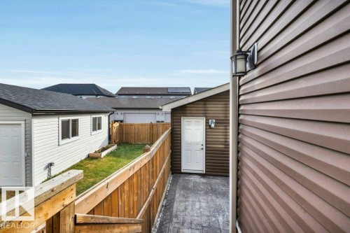 2821 Anton Wynd, Edmonton, AB - Outdoor