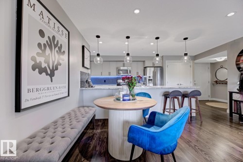 210 5029 Edgemont Boulevard, Edmonton, AB - Indoor