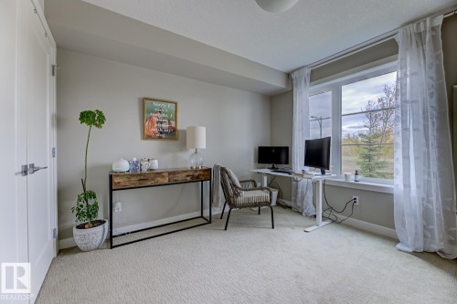 210 5029 Edgemont Boulevard, Edmonton, AB - Indoor Photo Showing Office