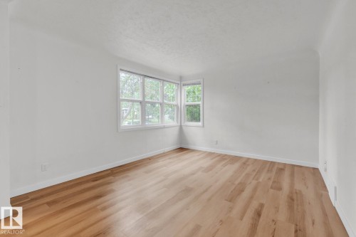 11130 71 Avenue, Edmonton, AB - Indoor Photo Showing Other Room