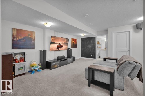 788 Berg Loop, Leduc, AB - Indoor