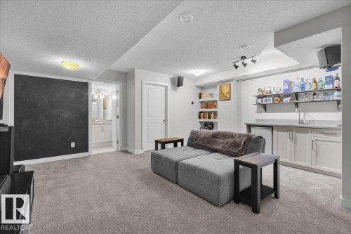 788 Berg Loop, Leduc, AB - Indoor