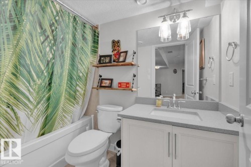 788 Berg Loop, Leduc, AB - Indoor Photo Showing Bathroom