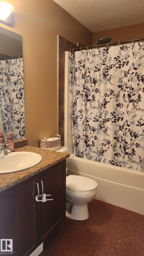107 5420 Grant Macewan Boulevard, Leduc, AB - Indoor Photo Showing Bathroom