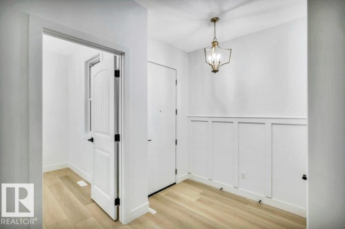 11010 174A Avenue, Edmonton, AB - Indoor Photo Showing Other Room