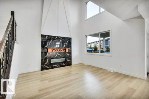 11010 174A Avenue, Edmonton, AB - Indoor