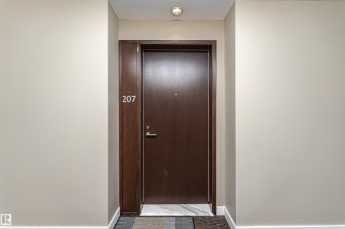 207 2612 109 Street, Edmonton, AB - Indoor Photo Showing Other Room